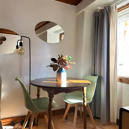 Cozy Downtown * ליסבון